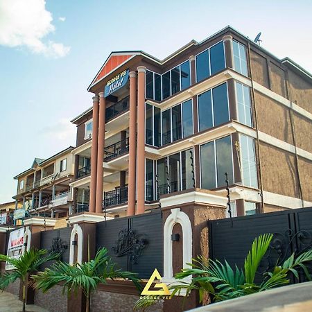 George Vee Hotel Ltd Kumasi Luaran gambar