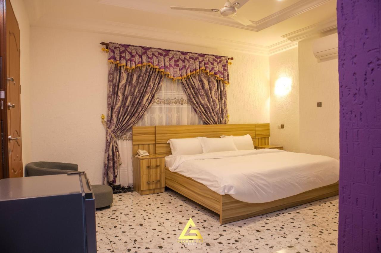 George Vee Hotel Ltd Kumasi Luaran gambar